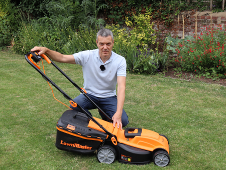 LawnMaster 34cm Electric Lawn Mower Review UK