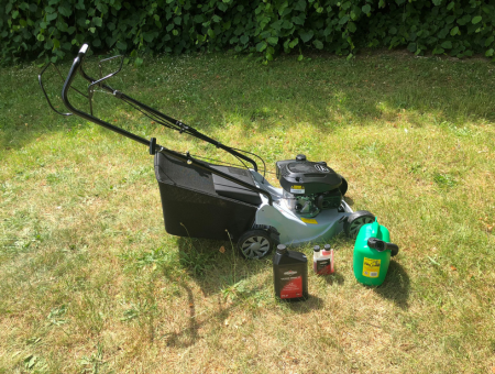 Petrol Mower Key Features to Consider
